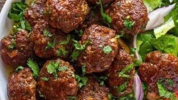 وصفة سهلة لـ طريقة عمل الكفتة المشوية في الفرن